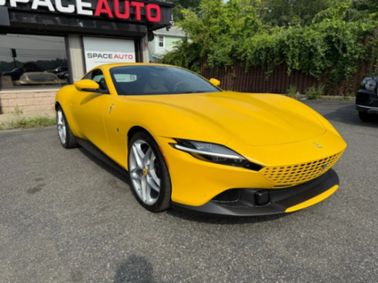 Pre-Owned 2022 Ferrari Roma Coupe 2D63282553617667121