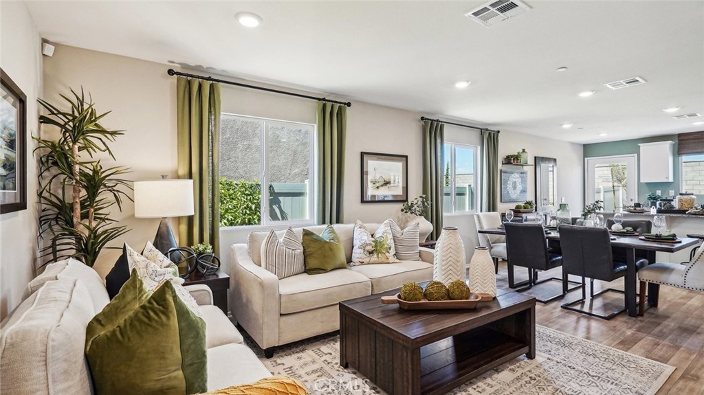 31195 Southern Oak Drive, Winchester CA, 9259664130119672193121