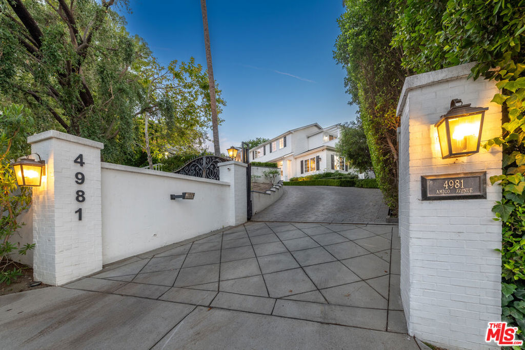 4981 Amigo Avenue, Tarzana CA, 9135663879020817411120