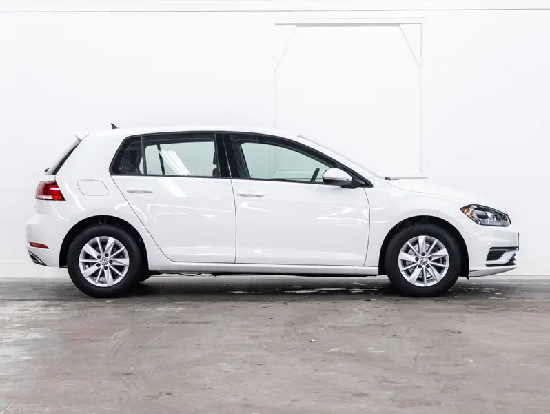 2019 Volkswagen Golf64036026436611124