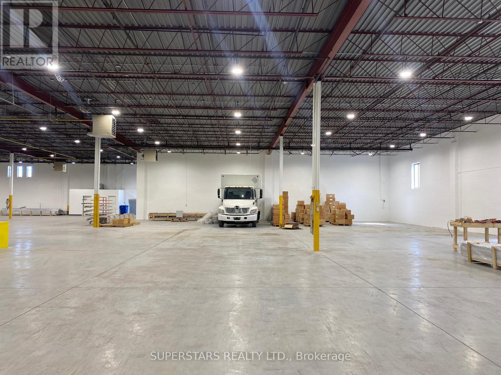 Unit A - 265 Champagne Drive Toronto, Ontario M3J 2C6