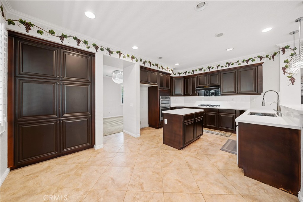 7264 Townsend Court Rancho Cucamonga CA, 9173963712068605569122