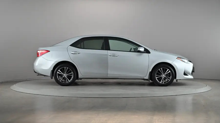 2018 Toyota Corolla64377848225537122
