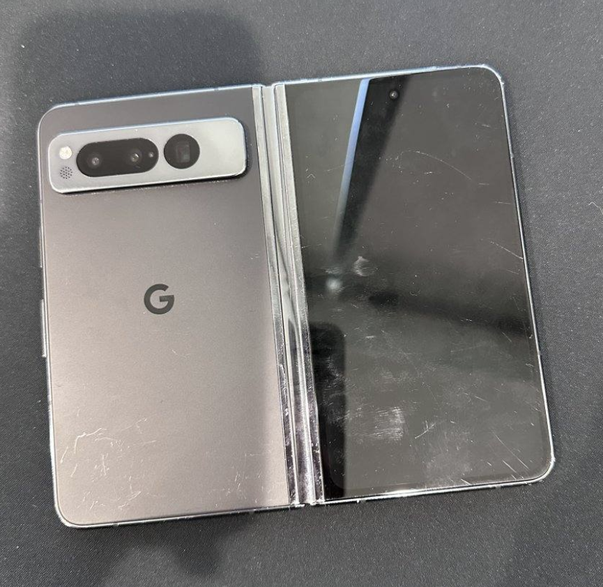 Google pixel fold64983833202049123