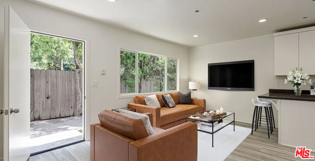 656 Indiana Avenue 2 Venice CA, 9029164101117609474120