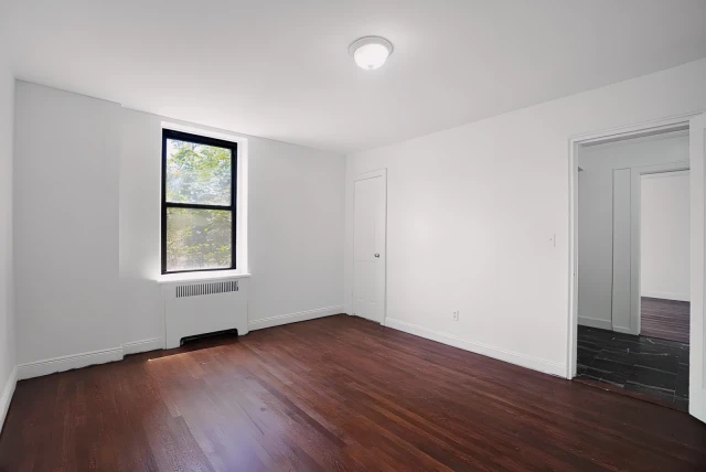 26 Greenwich Avenue63659604440579121