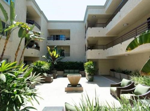 11848 Kiowa Avenue 101 Los Angeles CA, 9004964119692677891121