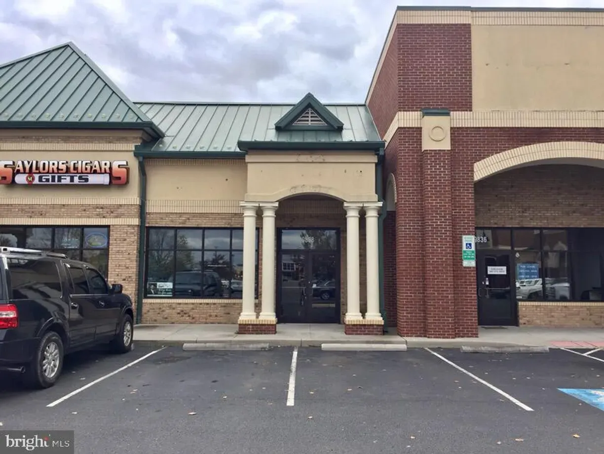 9838 Liberia Ave, b MANASSAS, VA 20110