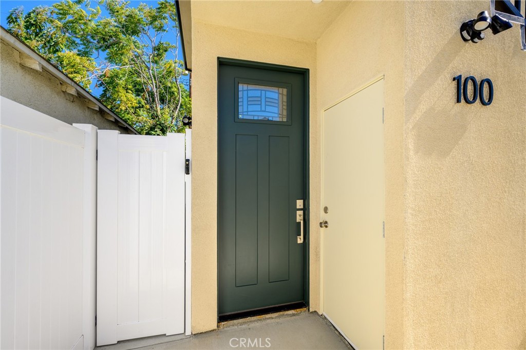 $3,600/mes 1824 N Naomi 100 Burbank CA, 9150564134442413441121