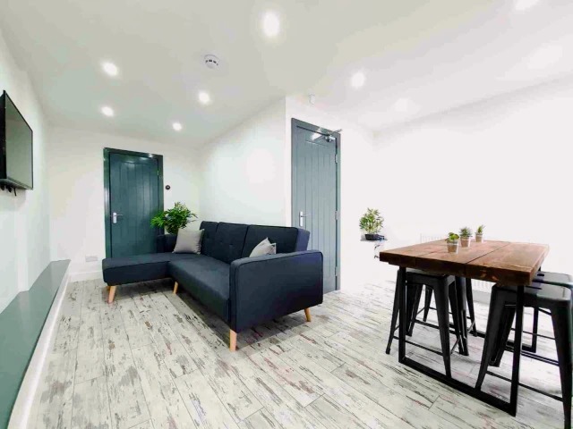 The loft – 165 Smithdown road, L1564173022138370122