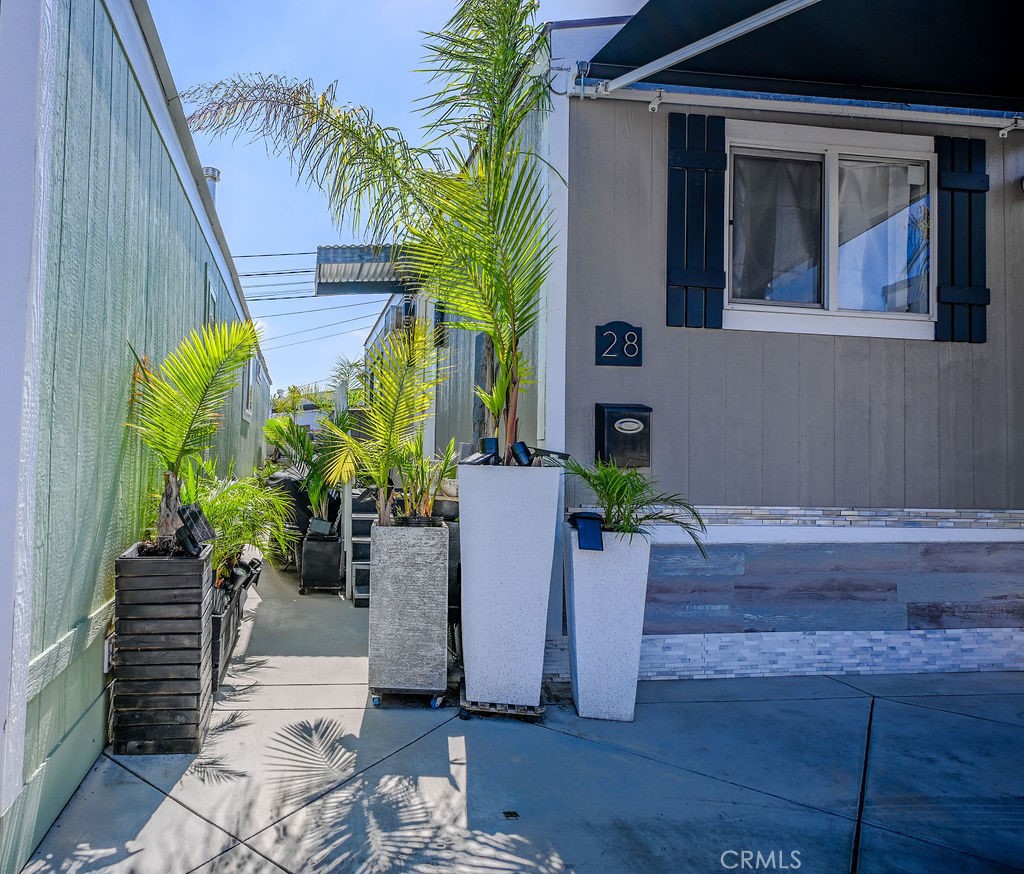 17024 S Western 28, Gardena CA, 9024763865203701763121