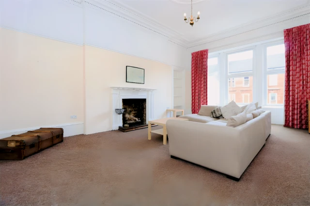 Studio Queen Margaret Drive, G20 8PB, Glasgow