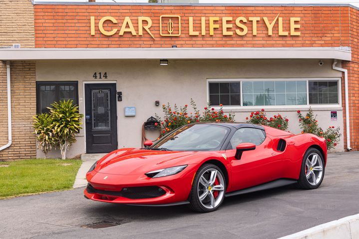 2025 FERRARI 296 GTS