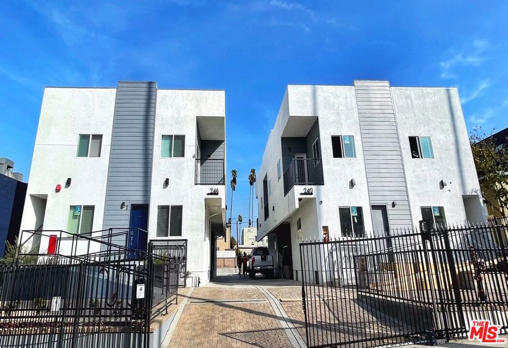 246 N Catalina Street 4 Los Angeles CA, 9000464101361639298120
