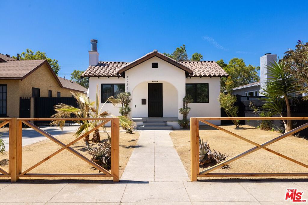 4231 3rd Avenue, Los Angeles CA, 9000863633253068675122