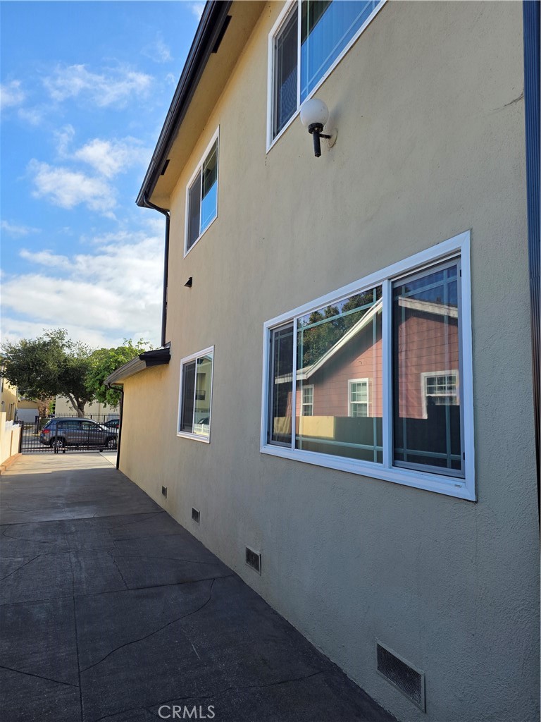 $2,200/month 3136 Perlita Avenue 1 Atwater Village CA, 9003964045830955010122