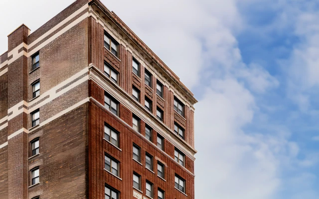 19 West 69th Street63659489959809121
