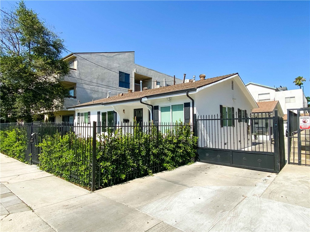 5238 Denny Avenue B North Hollywood CA, 9160164101239986690120