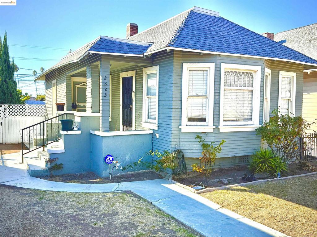 2823 S La Salle Ave, Los Angeles CA, 9001864066414062083123