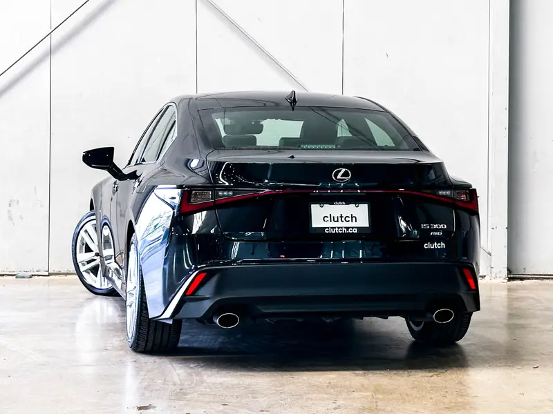 2022 Lexus IS63724706724865123