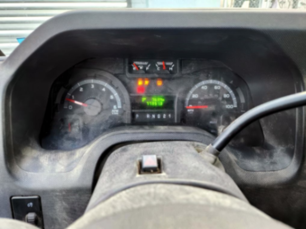 2011 FORD E-250 E25063324094295299121