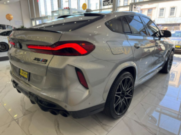 2022 BMW X6 X6 M / M COMP63355978836737120