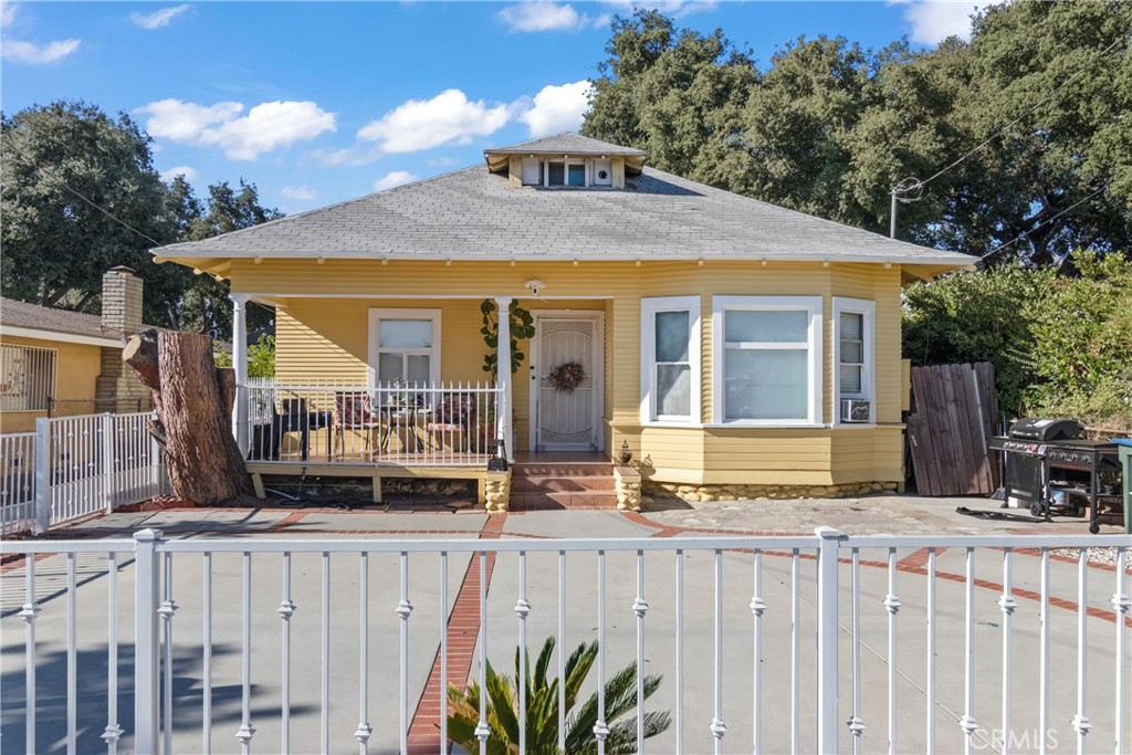 63 Yale Street, Pasadena CA, 9110363631928070145122