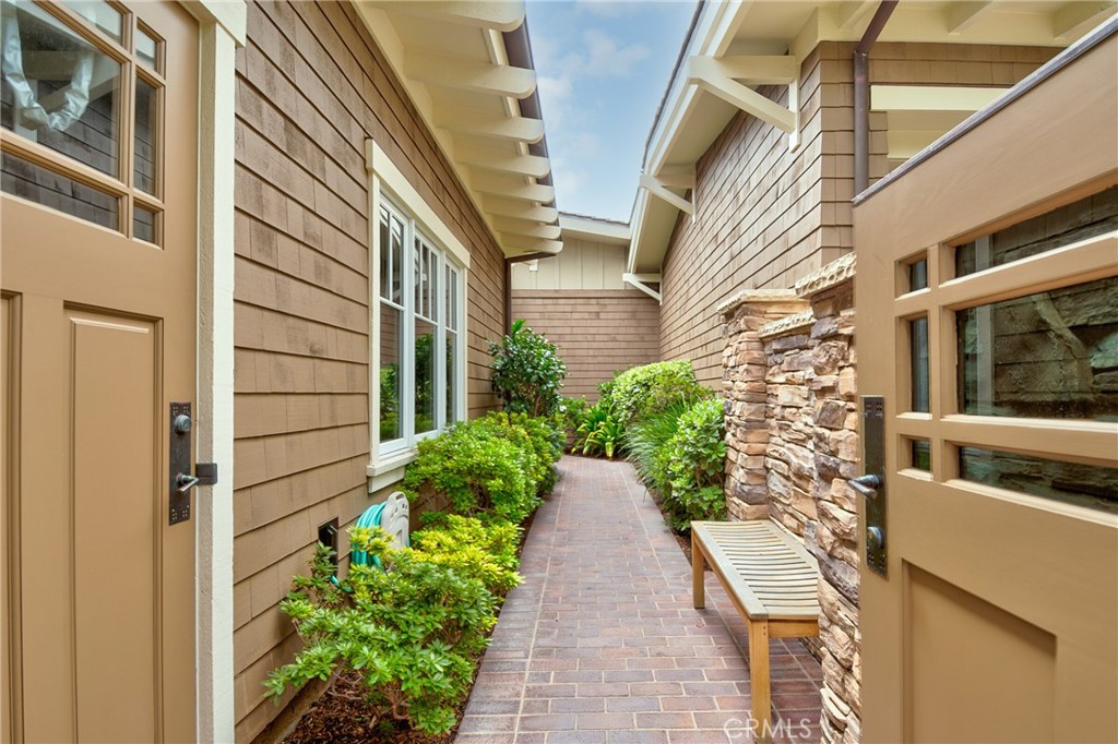 5 Stickley Drive Laguna Beach CA, 9265164101391216129121
