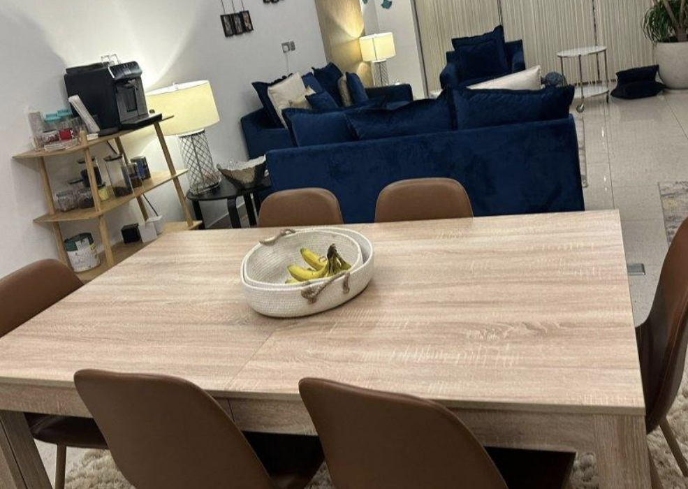 Dining table and 8 chairs64992147943810120