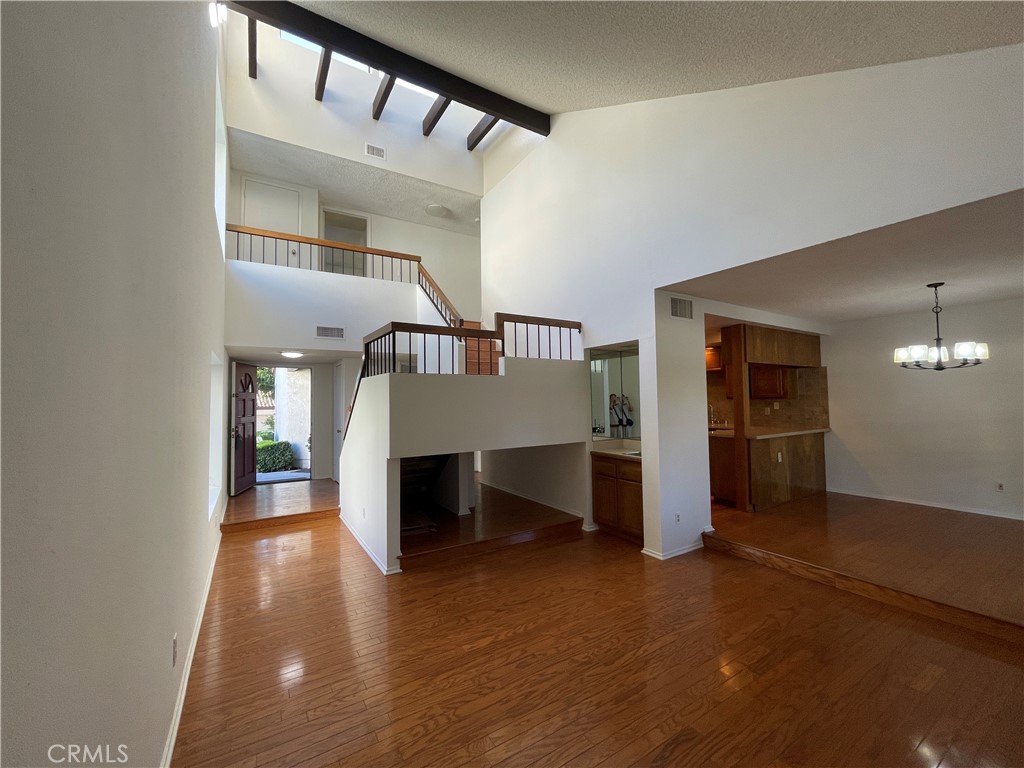 821 Manchester Court Claremont CA, 9171164085006902402122