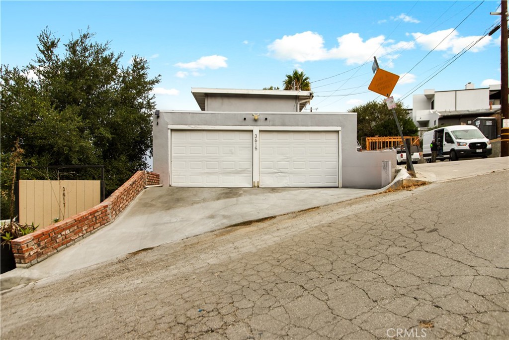 $3,750/mes 3617 Sunswept Drive Studio City CA, 9160464098336558595121