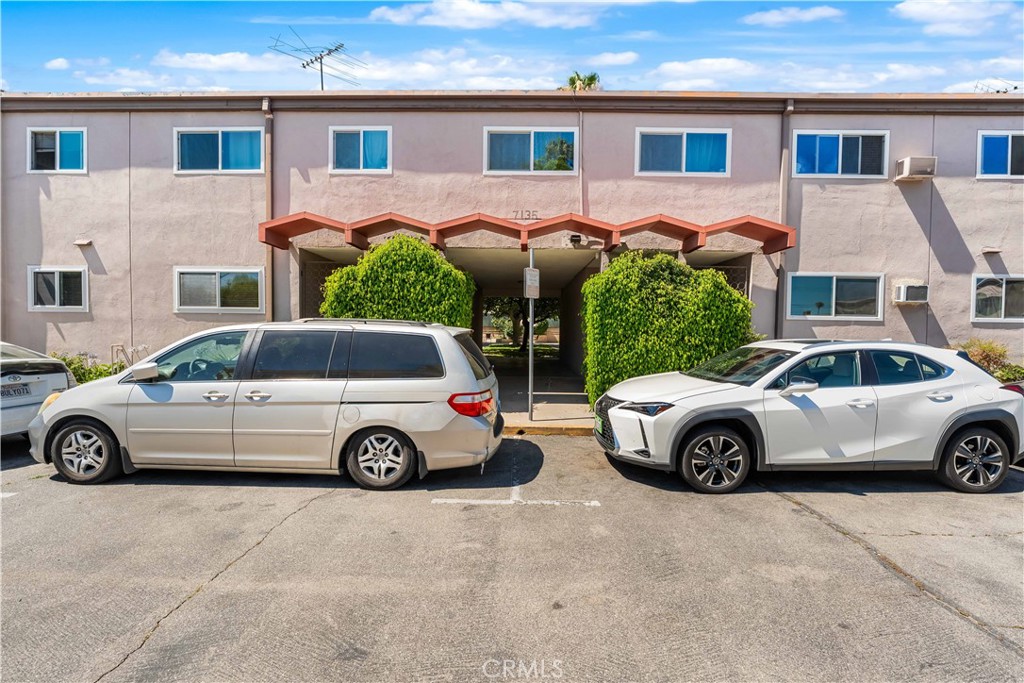 7135 Coldwater Canyon Avenue 16 North Hollywood CA, 9160564130993705985120