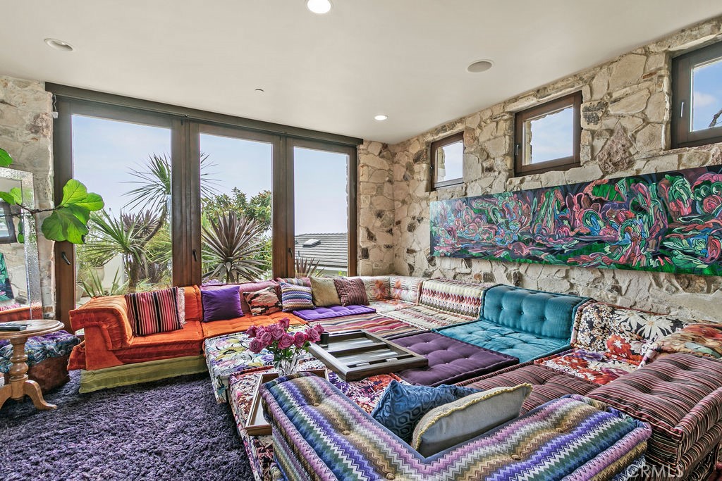 345 EMERALD BAY Laguna Beach CA, 9265163635234477187122