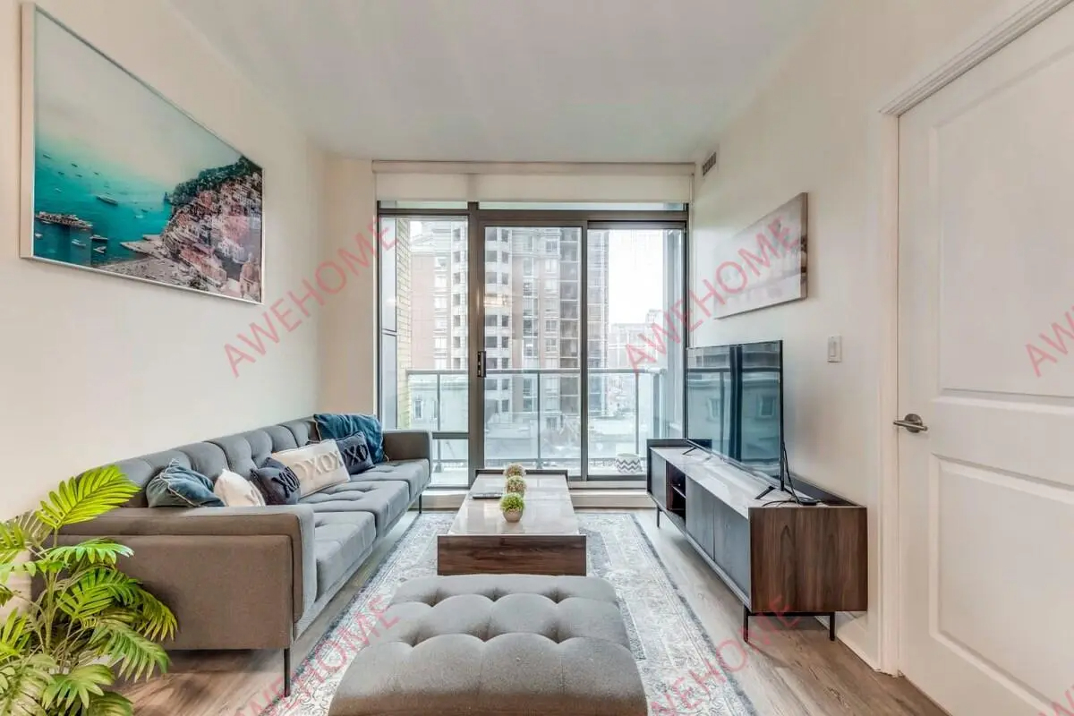 Yorkville Jewel 1 Bedroom Suite63746573020419122