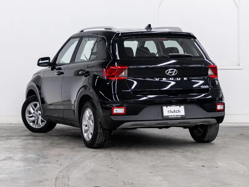2022 Hyundai Venue64032680720257124
