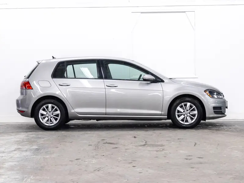 2017 Volkswagen Golf64465246697730121