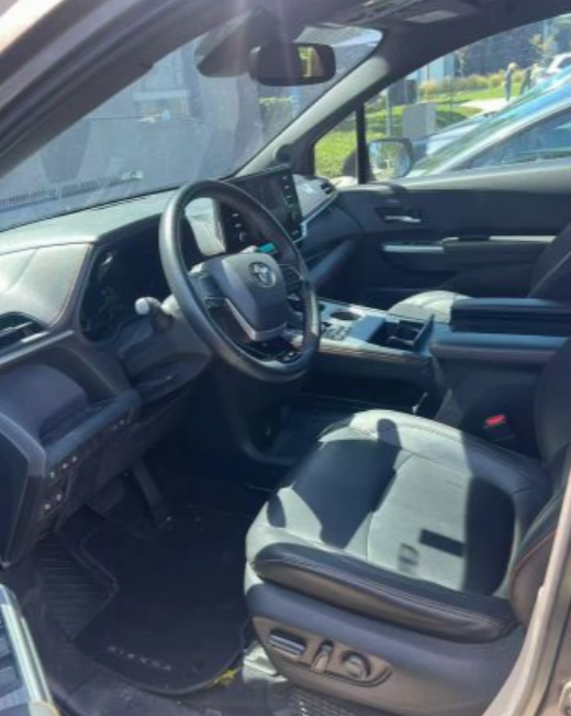 2021 TOYOTA SIENNA XSE MINIVAN 4D63604898514179122