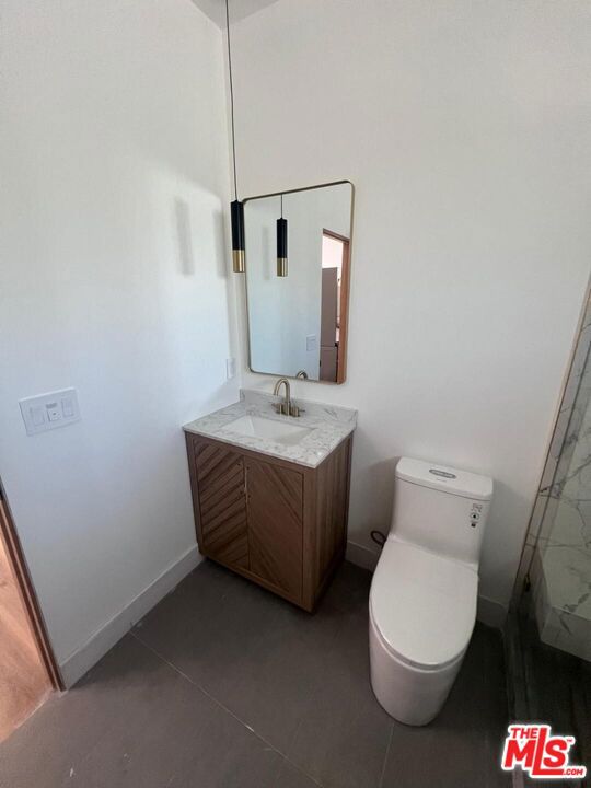 7669 Beeman Avenue North Hollywood CA, 9160563866638992131122