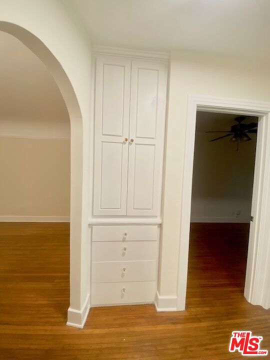 1040 N Sweetzer Avenue 1/2 West Hollywood CA, 9006964112848167939120