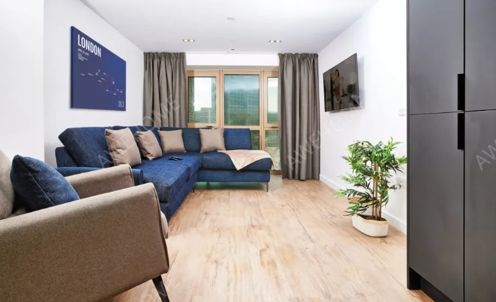 Lewisham Exchange - Cluster64275570997378121