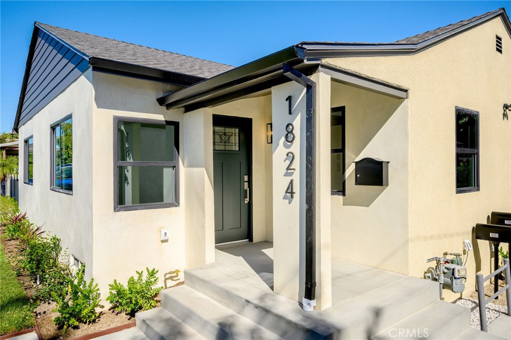 $3,600/mes 1824 N Naomi Burbank CA, 9150564134564929666121