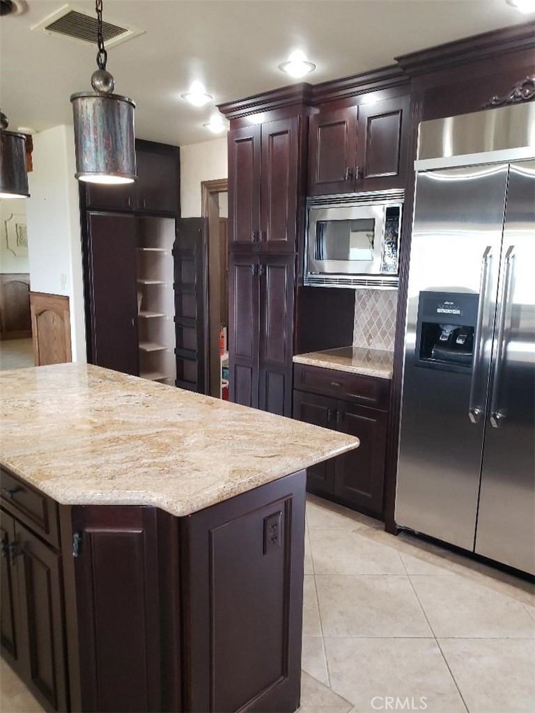 28240 Rawlings Road Hemet CA, 9254464131378413057122