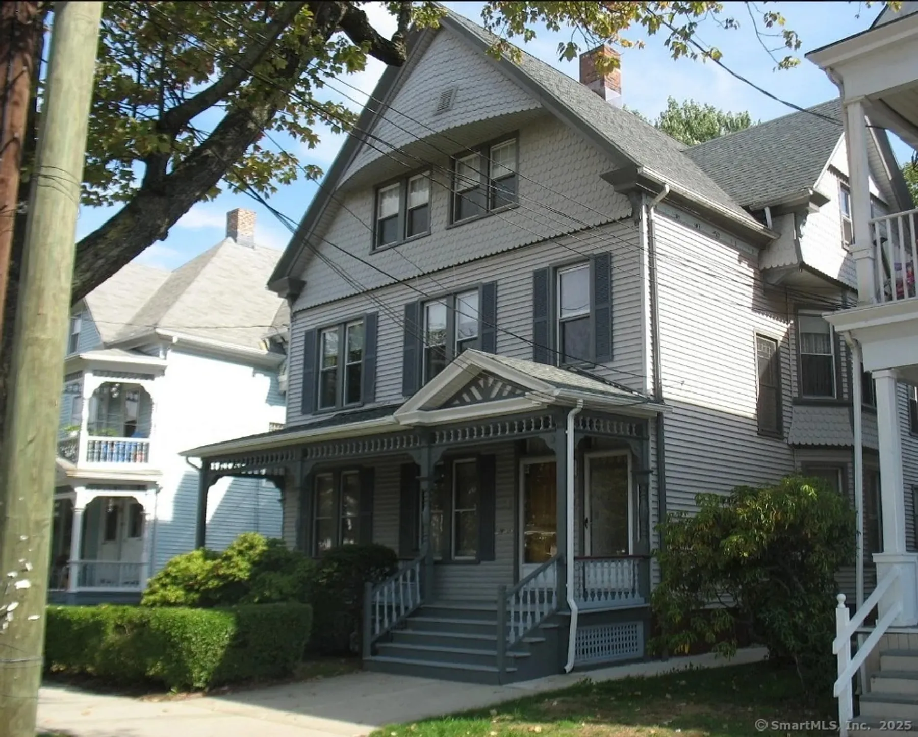 319 Sherman Avenue, 3.ª planta - Frente
