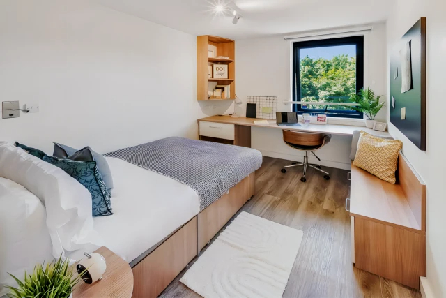 Gob Islington Residence64087955867649128