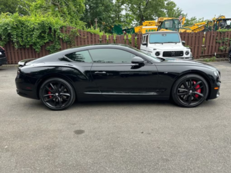 Pre-Owned 2022 Bentley Continental GT GT V8 Coupe 2D63282569555841125