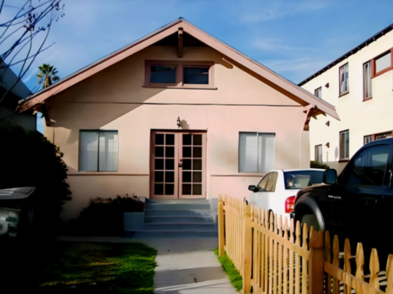 1253 W. 36th Pl.63582297656577122