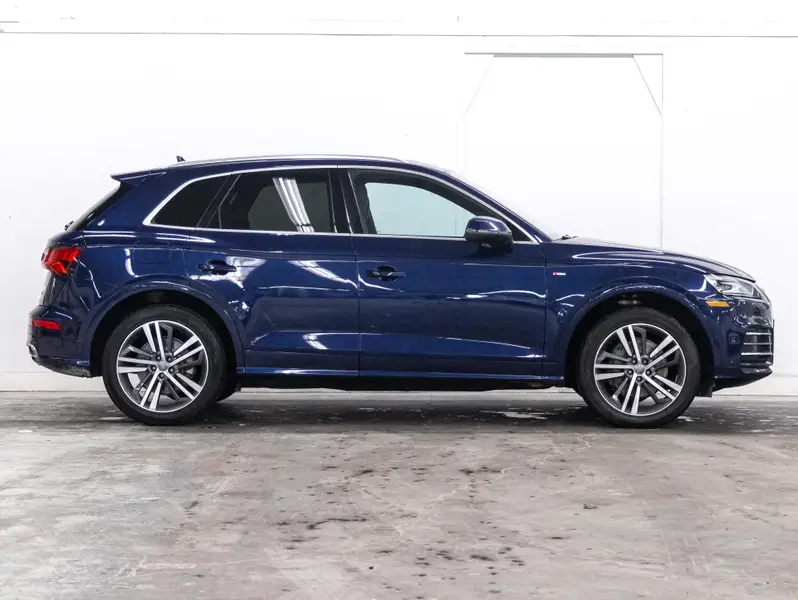 2019 Audi Q563946845778819121