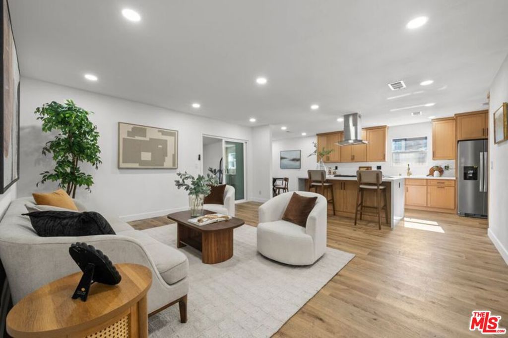 15358 Gault Street, Van Nuys CA, 9140664129969842689121