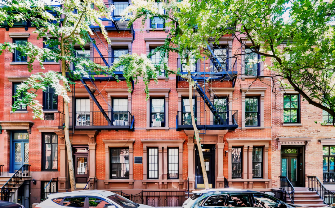 80 1/2 Jane Street63659441355905120