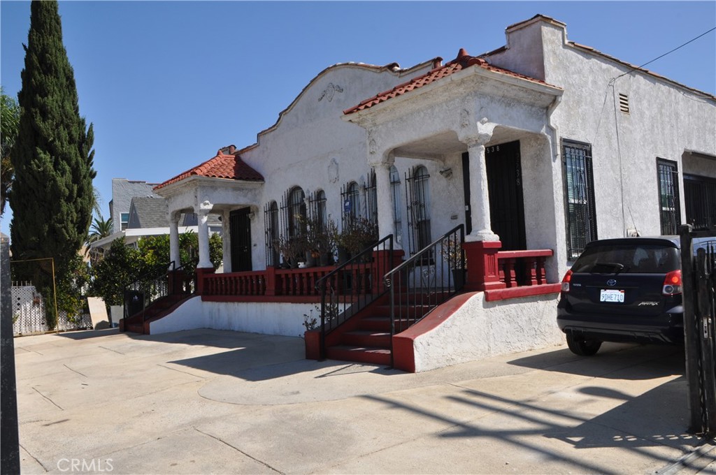 2536 2538 S Rimpau Boulevard, Los Angeles CA, 9001663657124184323120